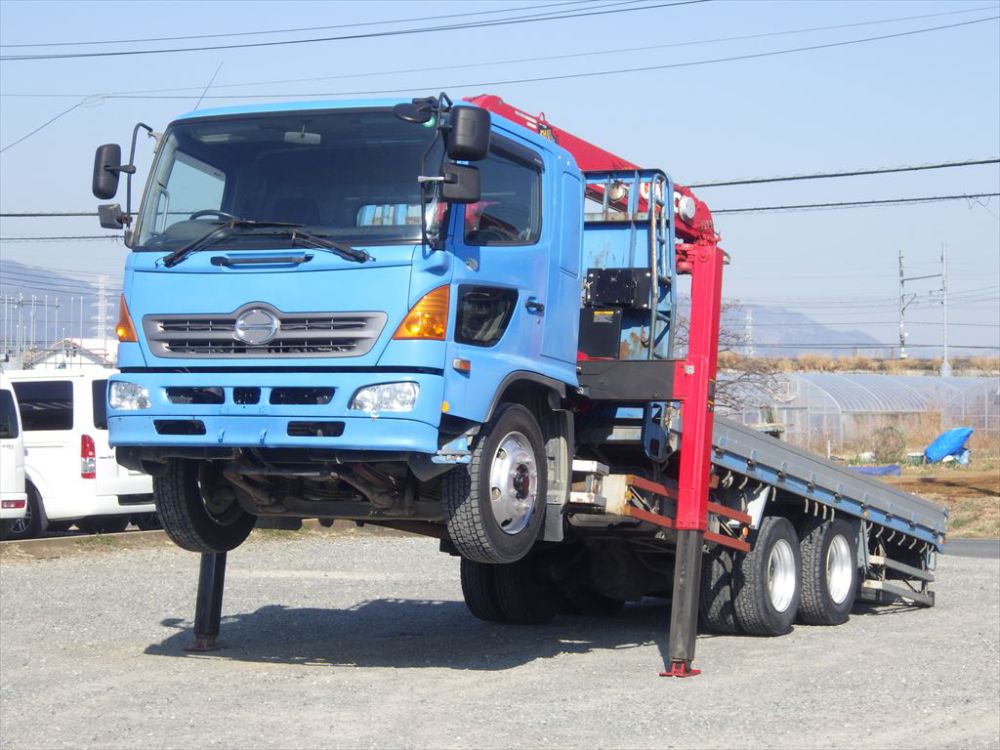 43571