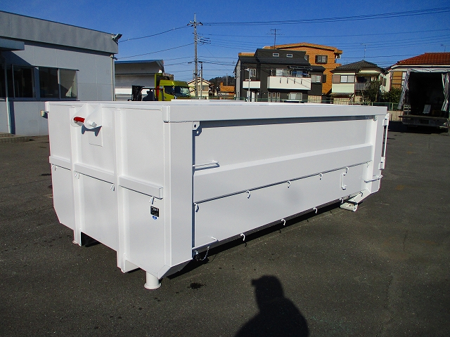 T05003