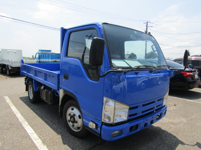 D768