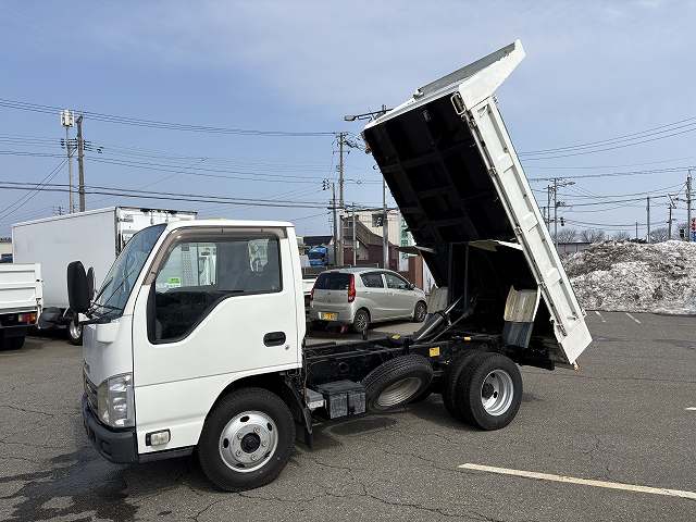 7578
